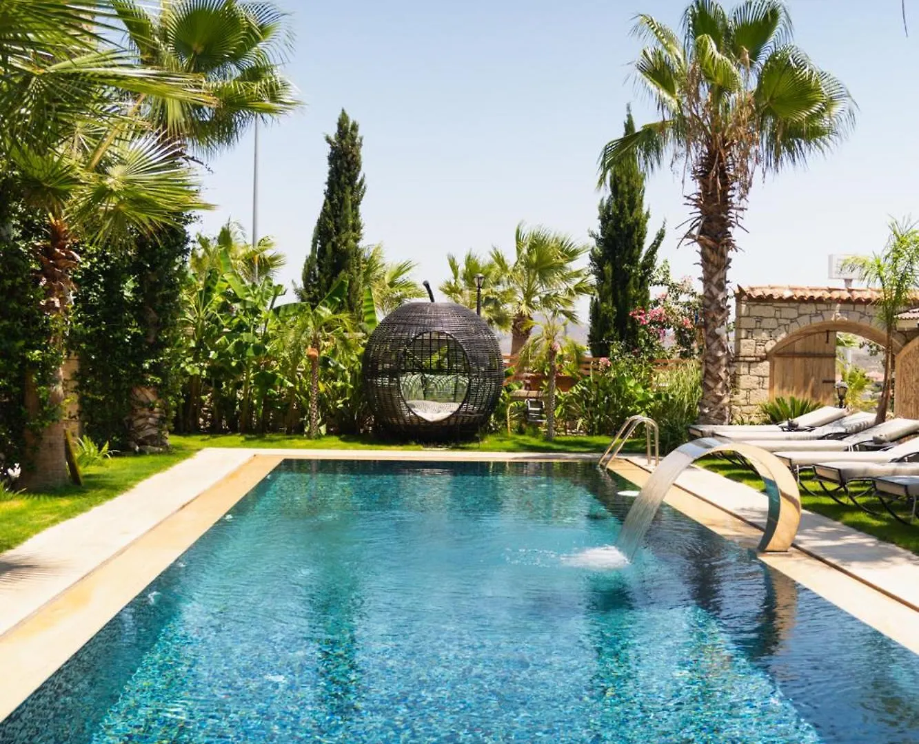 Avalon Boutique Hotel & Suites Alaçatı