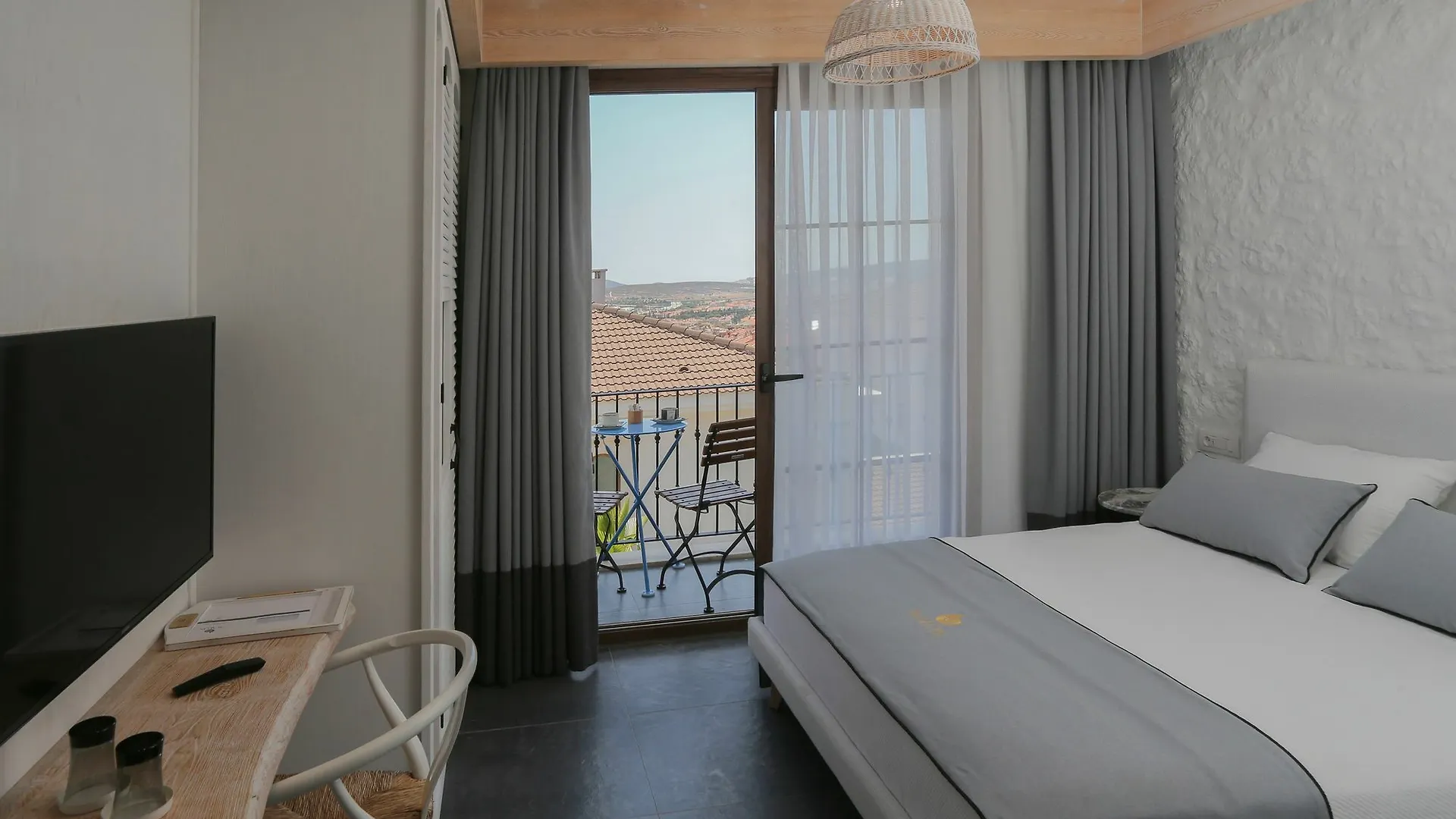 Avalon Boutique Hotel & Suites Alaçatı 3*,