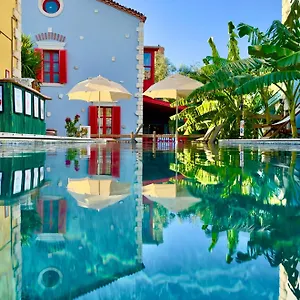 Banana - Adults Only Hotel